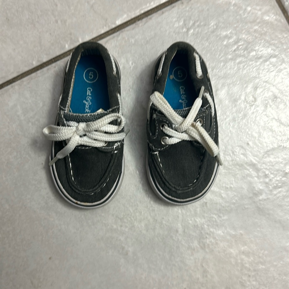 Toddler shoes